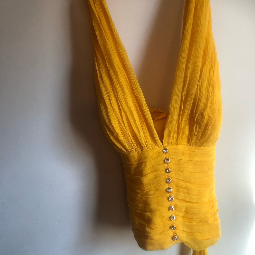 Super sexy yellow summer top